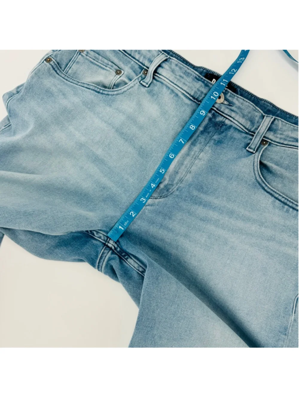 Paige Federal Light Wash Blue Straight Jeans Waist 38 Length 32